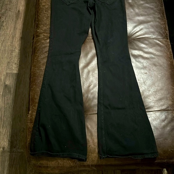 High Rise Flare Jeans - Picture 3 of 4